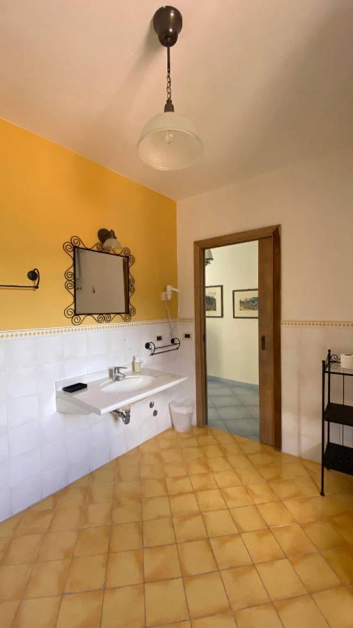 Monolocale & Suite Casa Santicelli マラテーア エクステリア 写真